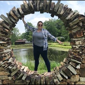 Meet your Posher, Nicole